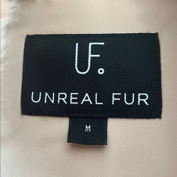 Unreal Fur Elegant Black and Cream Anima Print Trench -Medium - Picture 5 of 10